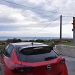 Comoda Casa Con Vistas Al Mar